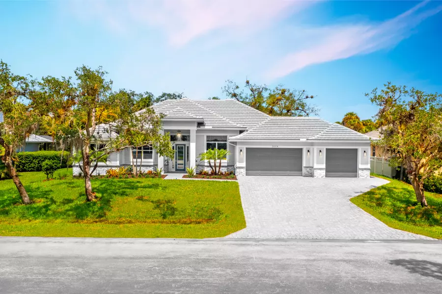 2004 Winding Creek LN, Fort Pierce, FL 34981