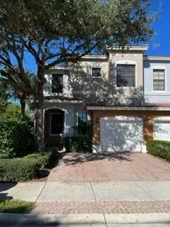 156 E Astor CIR, Delray Beach, FL 33484