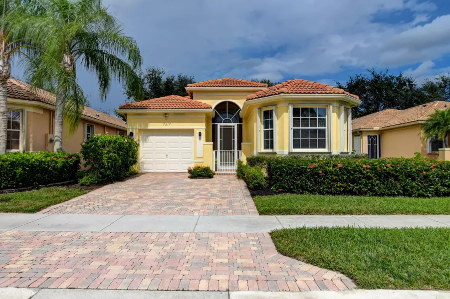 7217 Cataluna CIR, Delray Beach, FL 33446