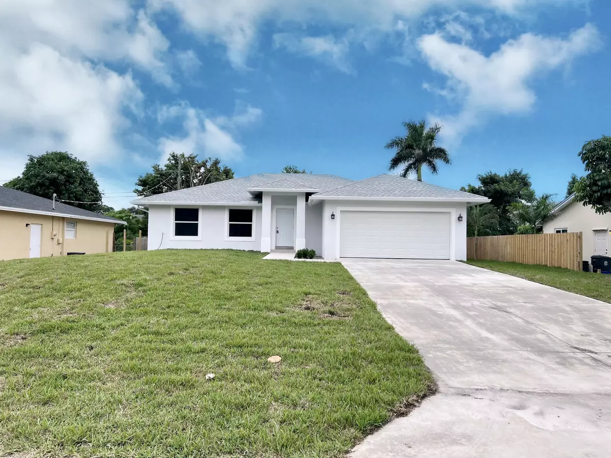 Lantana, FL 33462,2842 Floral RD