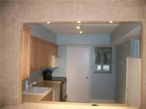 Miami, FL 33014,1000 NE 191st ST 14