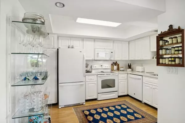 Atlantis, FL 33462,240 Rio Vista CIR