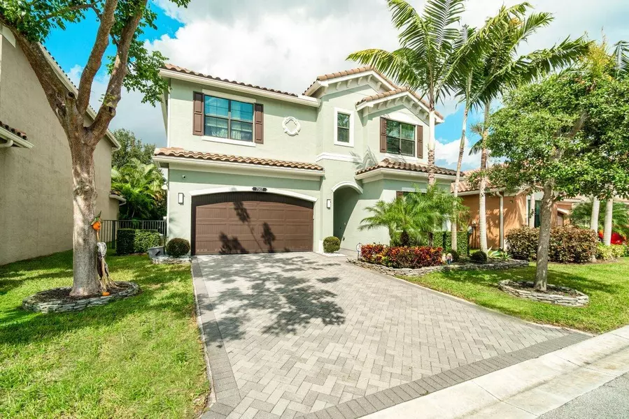 7907 Black Onyx LN, Delray Beach, FL 33446