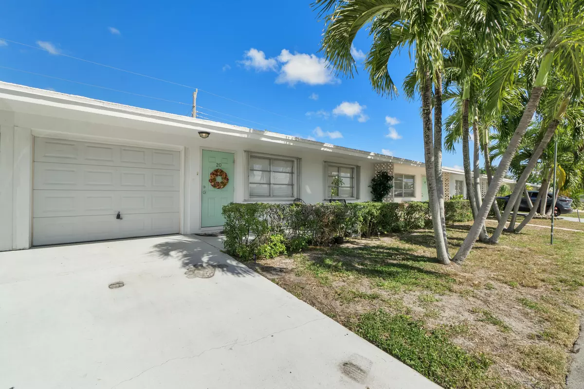 Lantana, FL 33462,728 Ridge RD #20