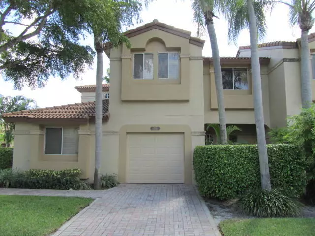 6766 Via Regina, Boca Raton, FL 33433