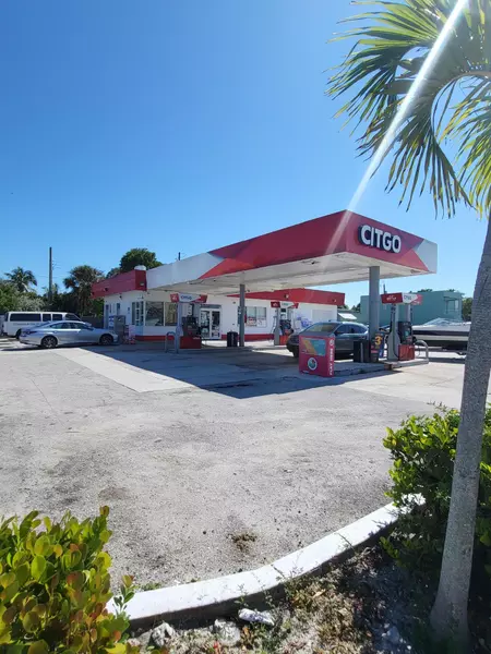 632 N Dixie HWY, Lake Worth Beach, FL 33460