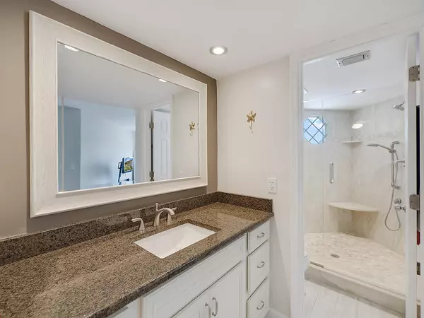 Jupiter, FL 33477,274 Seabreeze CIR