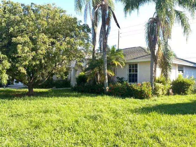 1588 Farmington AVE, Wellington, FL 33414