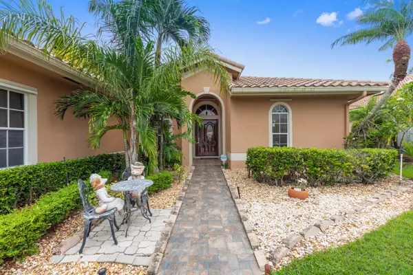 Palm Beach Gardens, FL 33418,9140 Cypress Hollow DR