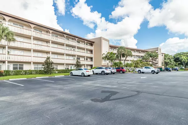 3201 Portofino PT F4, Coconut Creek, FL 33066
