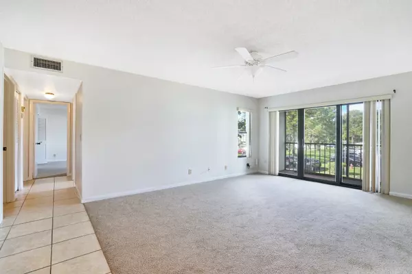 West Palm Beach, FL 33417,3624 Alder DR B2