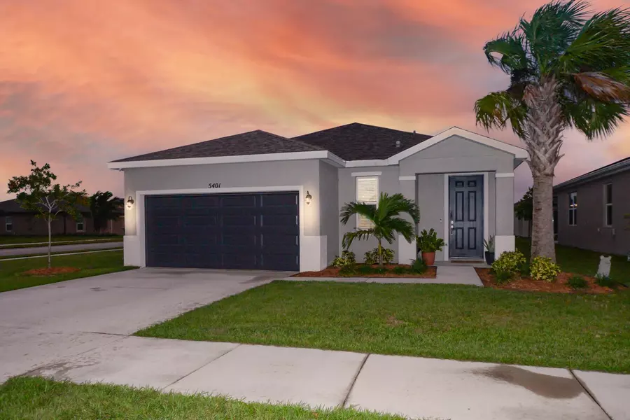 5401 Imagination DR, Fort Pierce, FL 34947