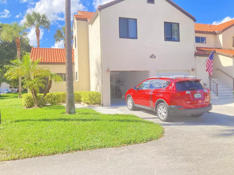 18 Via De Casas Sur 101, Boynton Beach, FL 33426