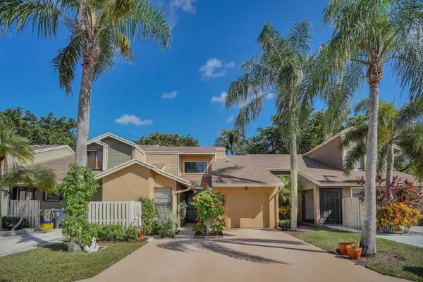 22426 Thousand Pines LN, Boca Raton, FL 33428