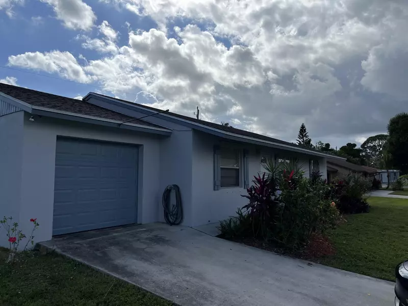 9052 Melody RD, Lake Worth, FL 33467