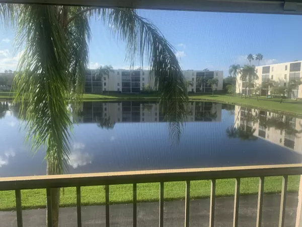 7340 Amberly LN #204, Delray Beach, FL 33446