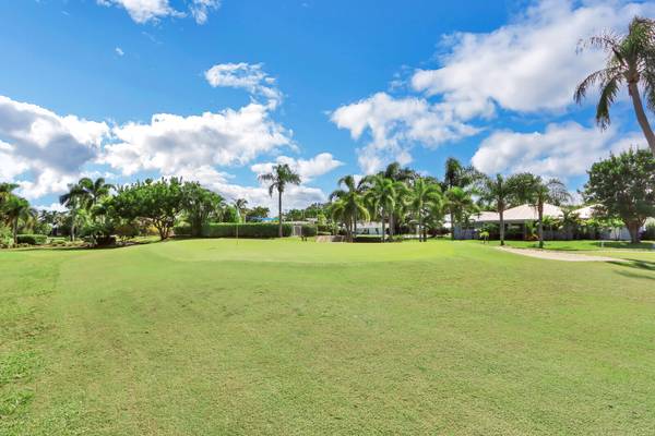 Tequesta, FL 33469,18081 SE Country Club DR 159