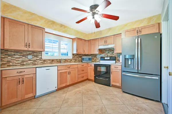 Boynton Beach, FL 33436,4510 Apple Tree CIR A