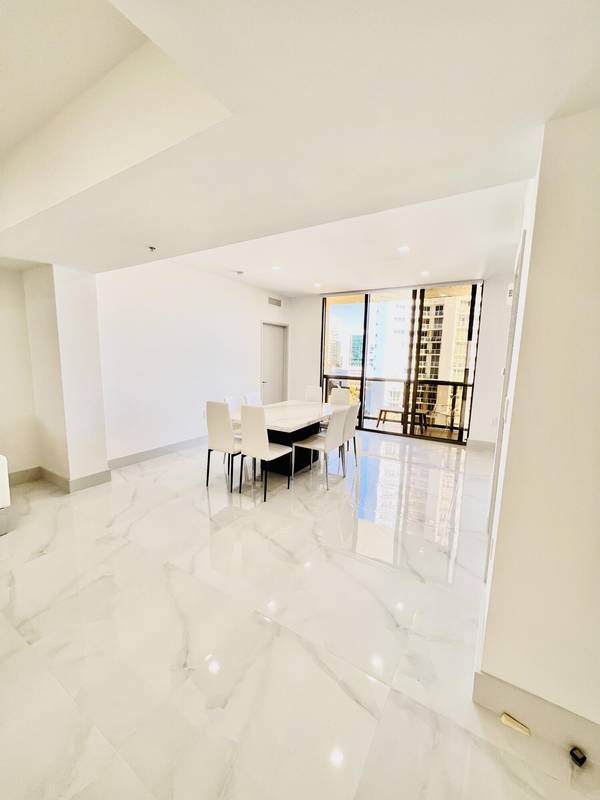 Sunny Isles Beach, FL 33160,16275 Collins AVE 802