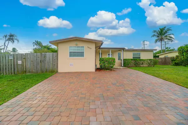 5600 Purdy LN, West Palm Beach, FL 33415