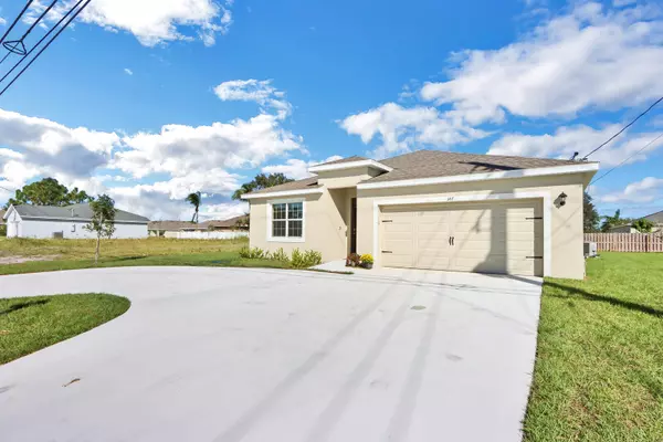 Port Saint Lucie, FL 34953,147 SW Becker RD