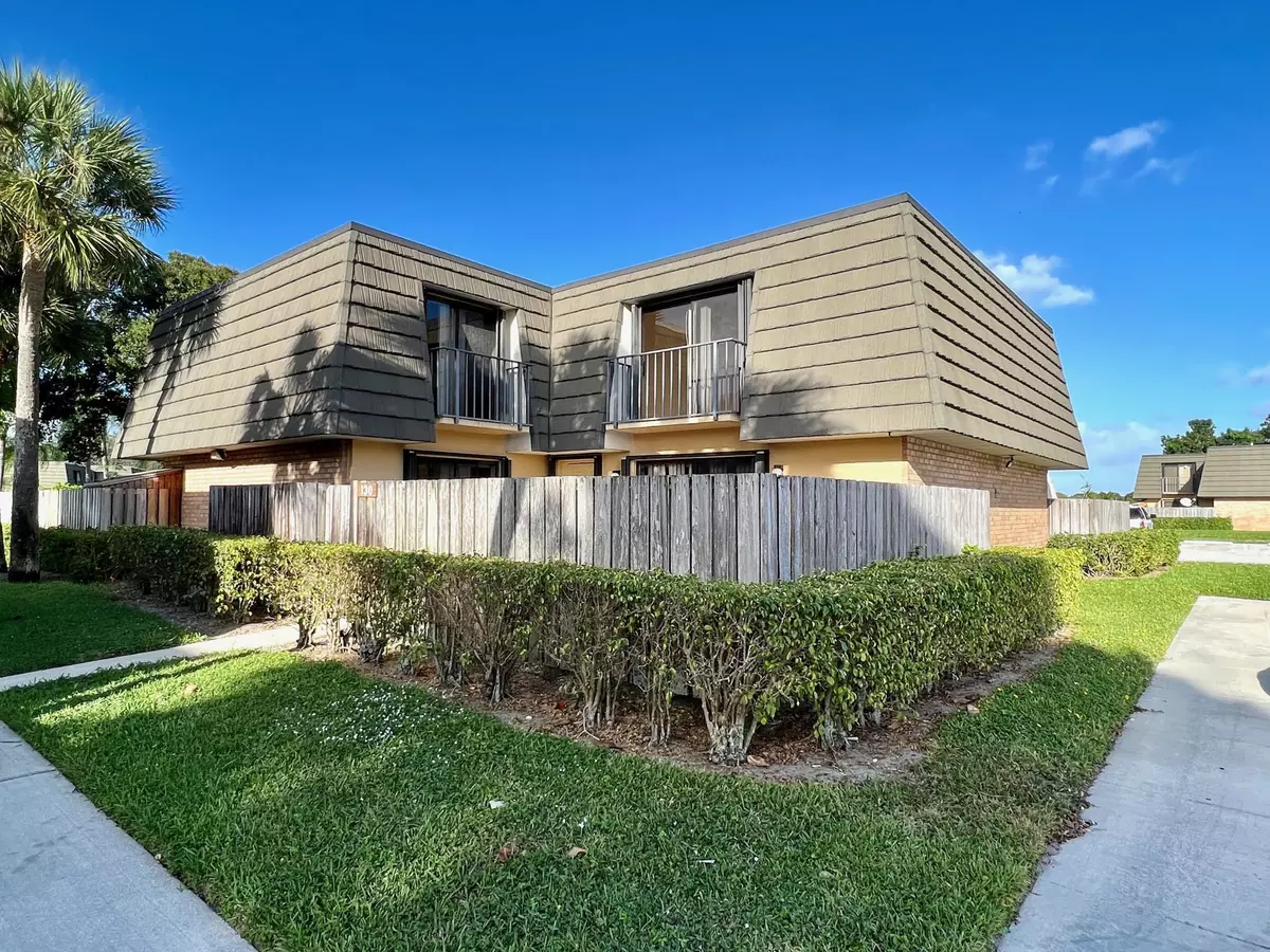 West Palm Beach, FL 33407,130 1st WAY