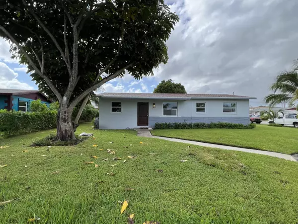 212 NE 7 AVE, Boynton Beach, FL 33435