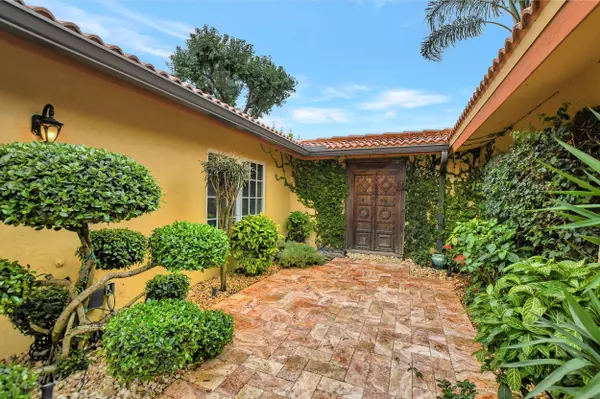 Boca Raton, FL 33433,22681 Bella Rita CIR
