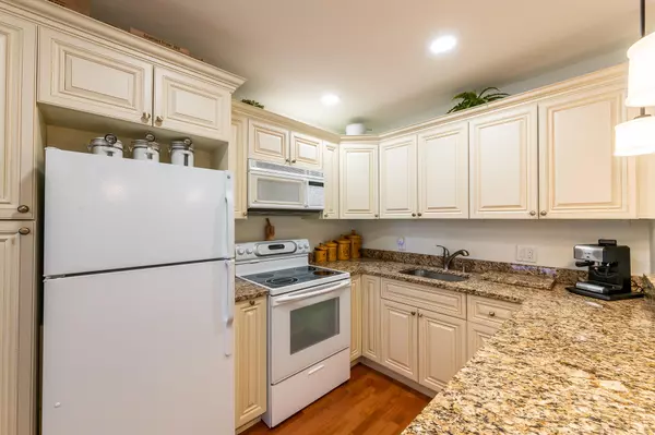 Deerfield Beach, FL 33442,247 Newport O 247