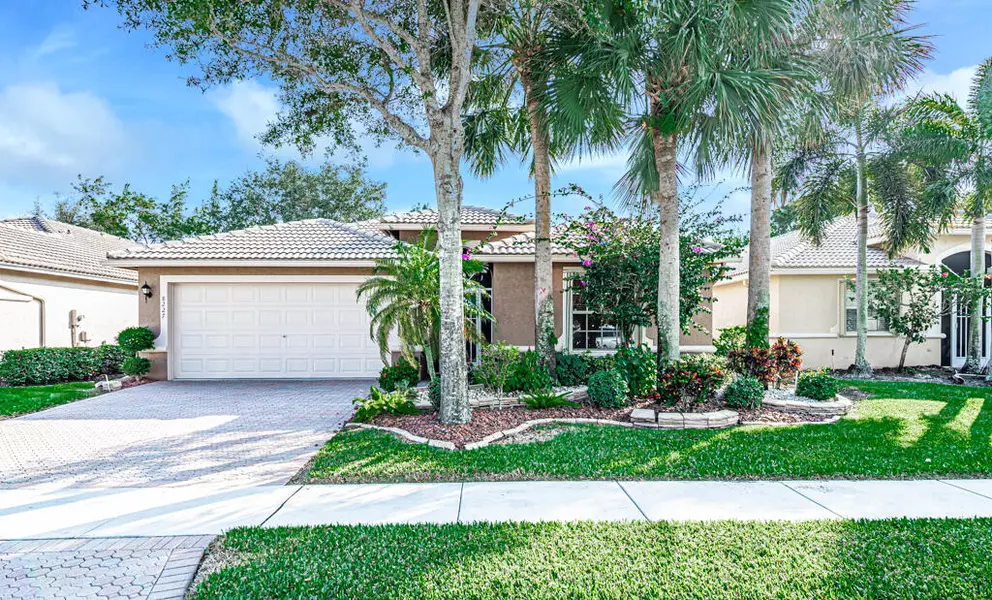 8227 Duomo CIR, Boynton Beach, FL 33472