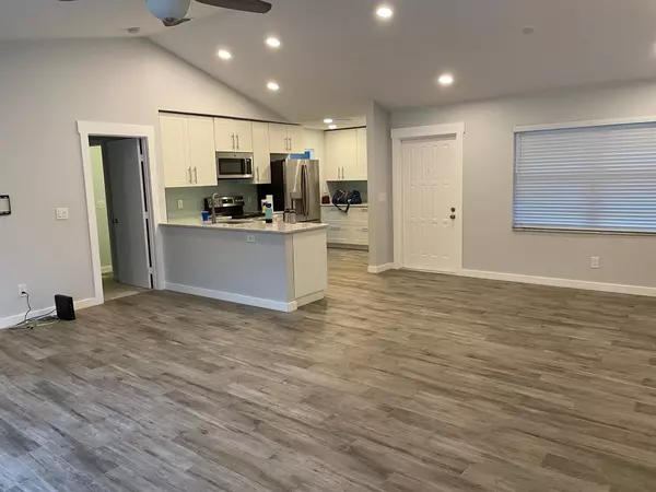 Jupiter, FL 33458,174 Arrowhead CIR