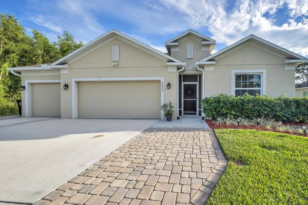 4455 NW North Macedo BLVD, Port Saint Lucie, FL 34986