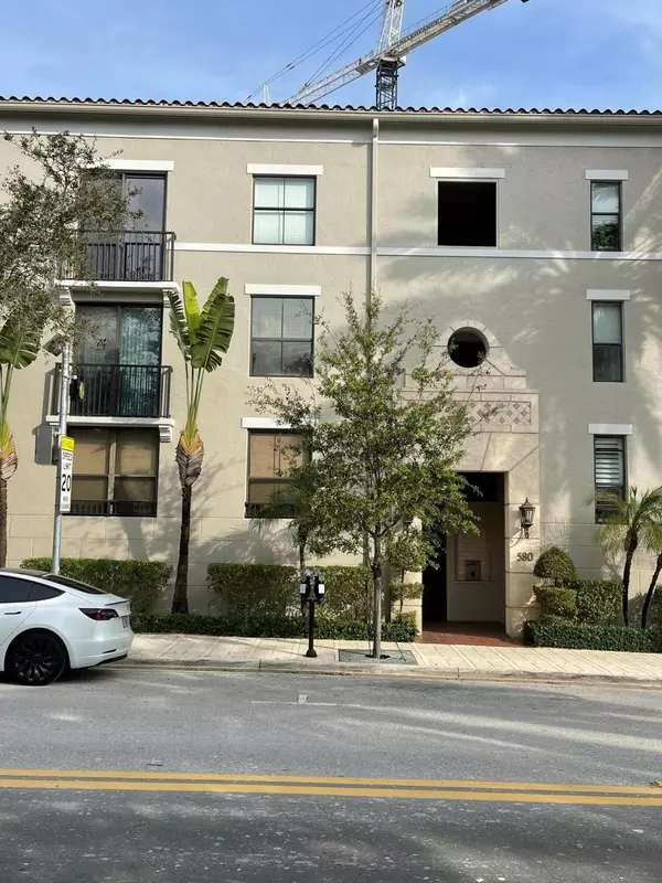 580 S Sapodilla AVE 202, West Palm Beach, FL 33401