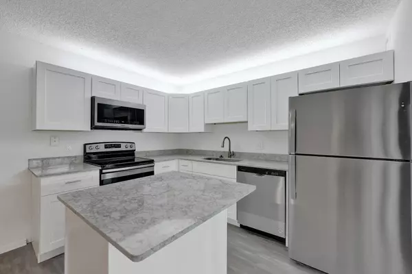 Greenacres, FL 33415,2228 White Pine CIR Apt C