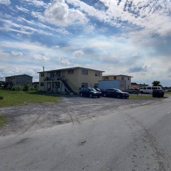 693 SW 5th ST 1, Belle Glade, FL 33430