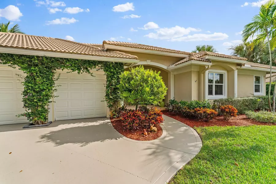 248 River DR, Tequesta, FL 33469