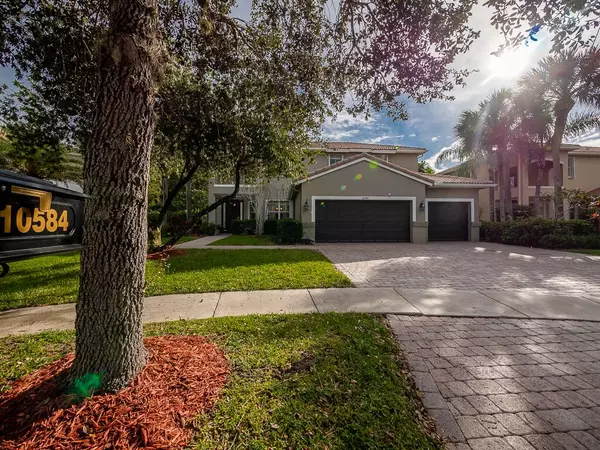 Lake Worth, FL 33449,10584 Cypress Lakes Preserve DR