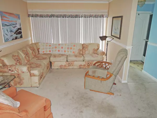 Fort Pierce, FL 34982,318 Colony LN Apt C