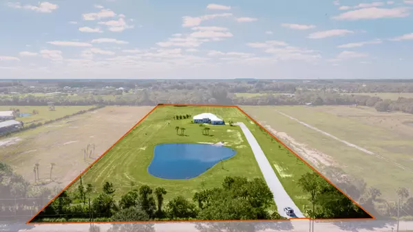 Vero Beach, FL 32967,7255 41st ST