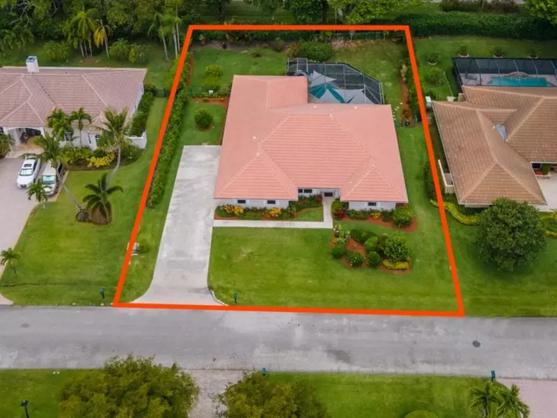 18 Berwick RD, Palm Beach Gardens, FL 33418