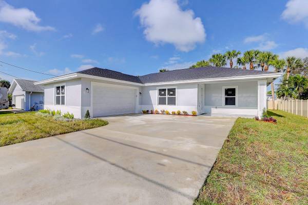 2526 SW Kenilworth ST, Port Saint Lucie, FL 34953