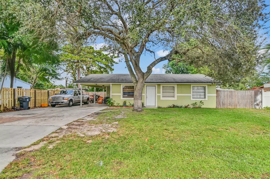 4901 Canton RD, Lake Worth, FL 33463