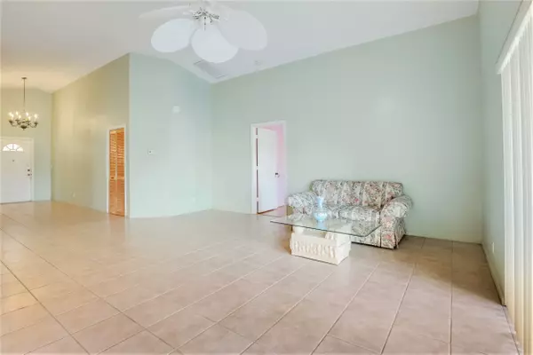 Greenacres, FL 33413,1466 Fairway CIR