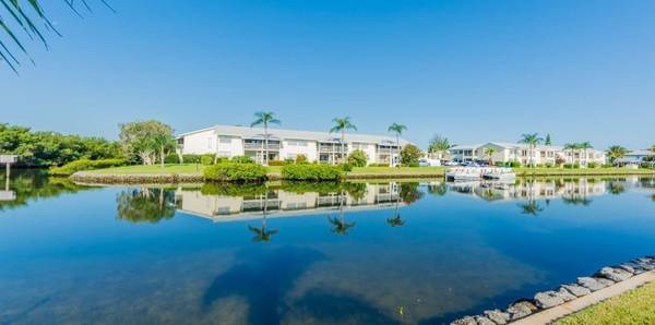 Vero Beach, FL 32960,1815 Robalo DR 201c