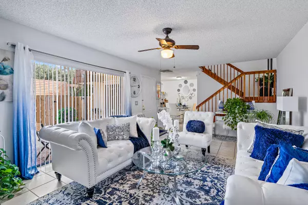 West Palm Beach, FL 33407,158 Heritage WAY