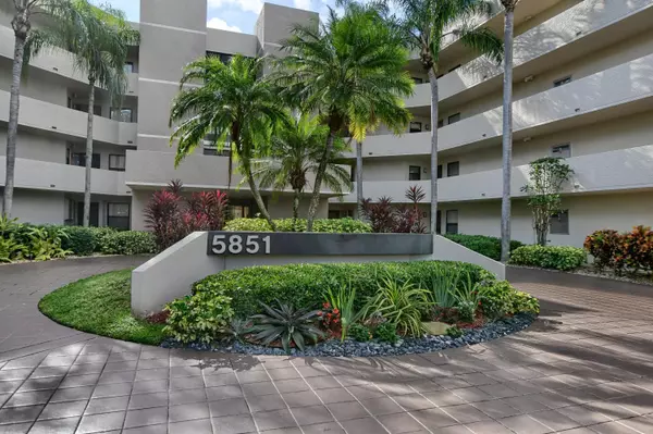 5851 Camino Del Sol 402, Boca Raton, FL 33433