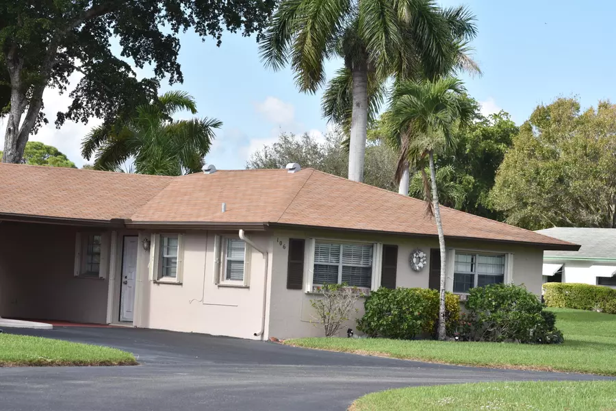 106 Mockingbird LN, Delray Beach, FL 33445