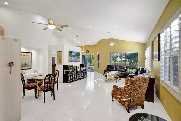 Boynton Beach, FL 33472,6867 Cairnwell DR