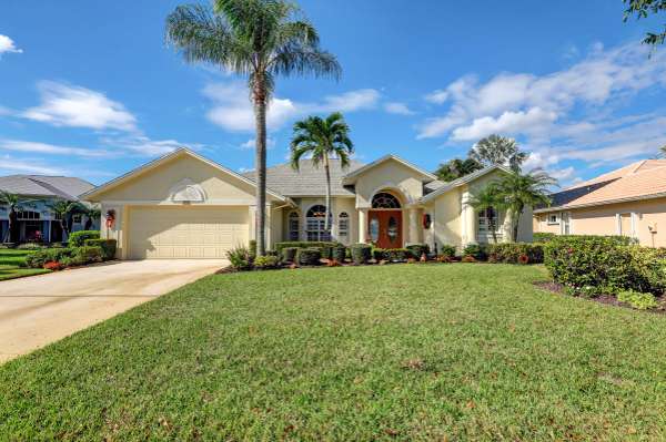 222 SW Whitewood DR, Port Saint Lucie, FL 34953