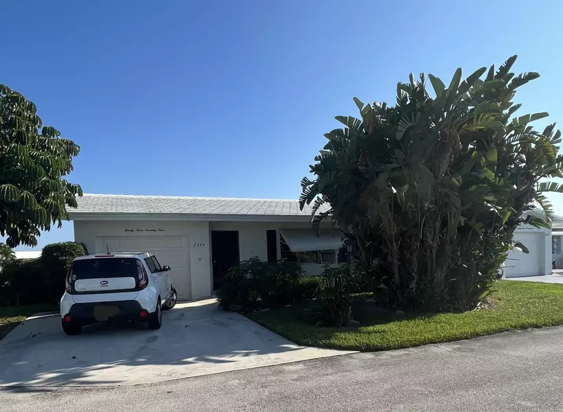 2374 SW 11th AVE, Boynton Beach, FL 33426